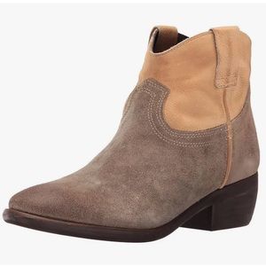 Steve Madden Midnite Gray/Tan Suede Low Heeled Ankle Booties Women’s 7.5 India
